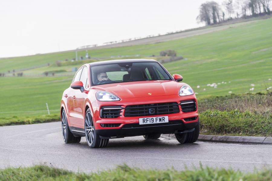  Porsche Cayenne Coupe 2019 года  (UK) (фото 38 из 40)